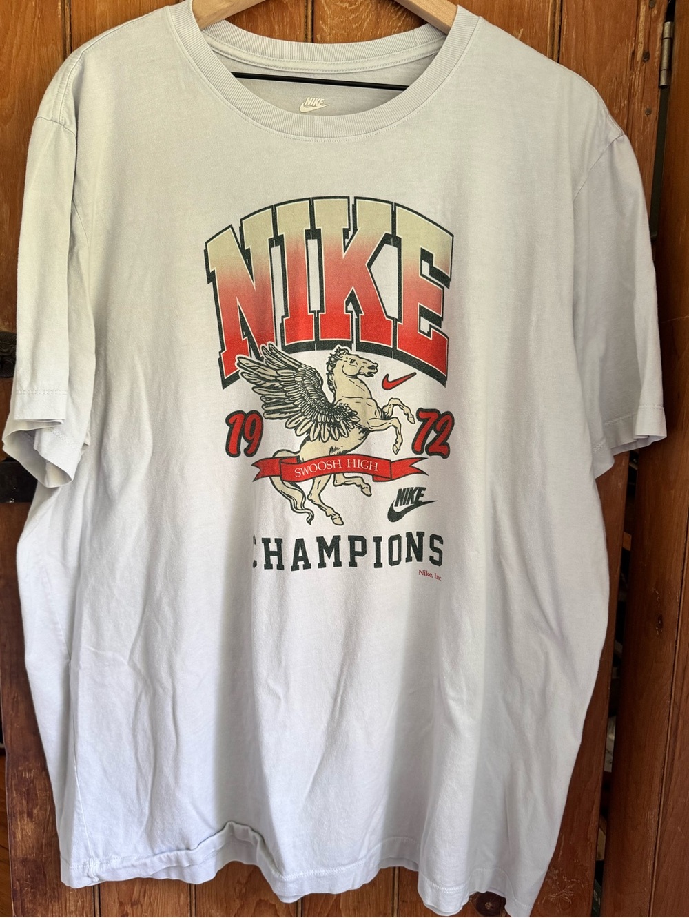 Nike Varsity Pegasus Graphic Tee Shirt Light Gray Men's XXL, 2XL